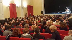 L’URGENZA DEL TEATRO