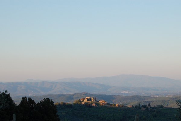 foto provincia  Valdarno   Castello di Cennina